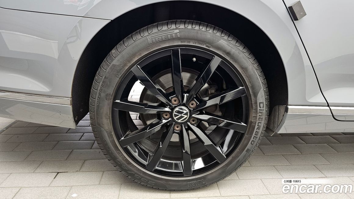 Volkswagen Passat 2022