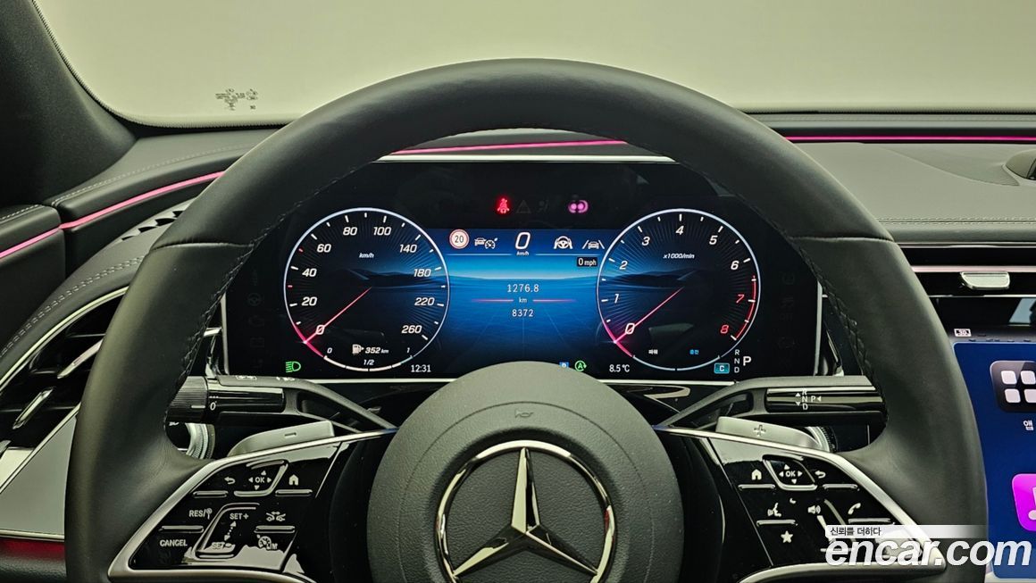 Mercedes-Benz E-Class 2024