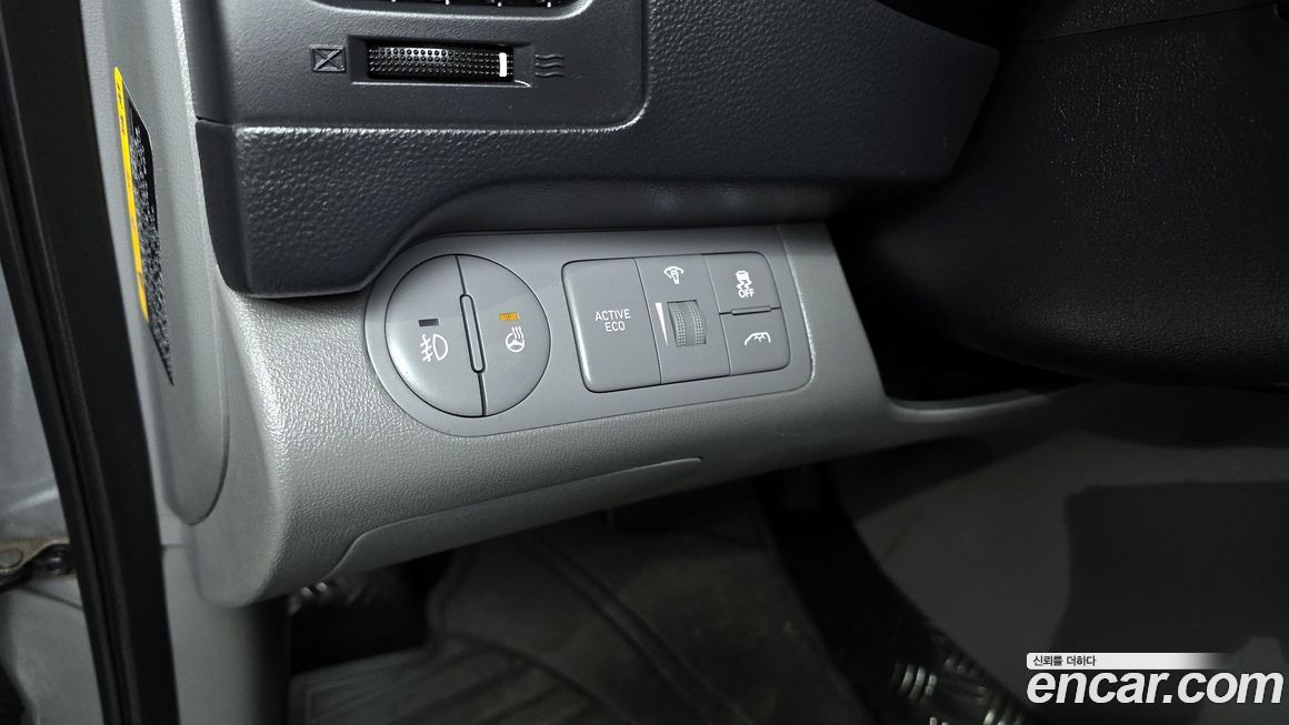 Hyundai Starex 2019
