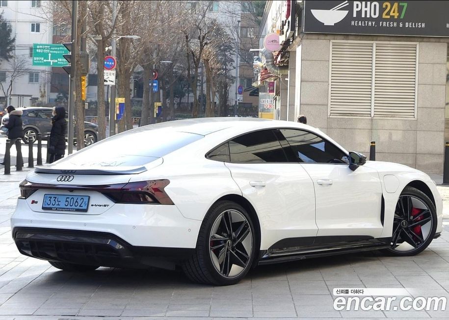 Audi RS e-tron GT 2022