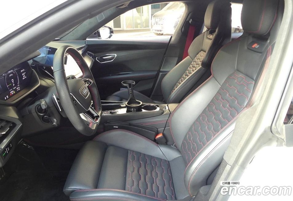 Audi RS e-tron GT 2022