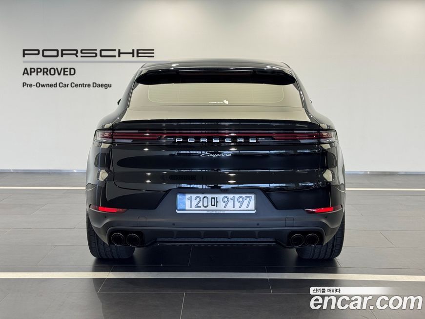 Porsche Cayenne 2025