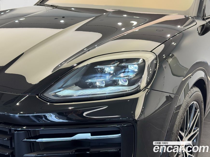 Porsche Cayenne 2025