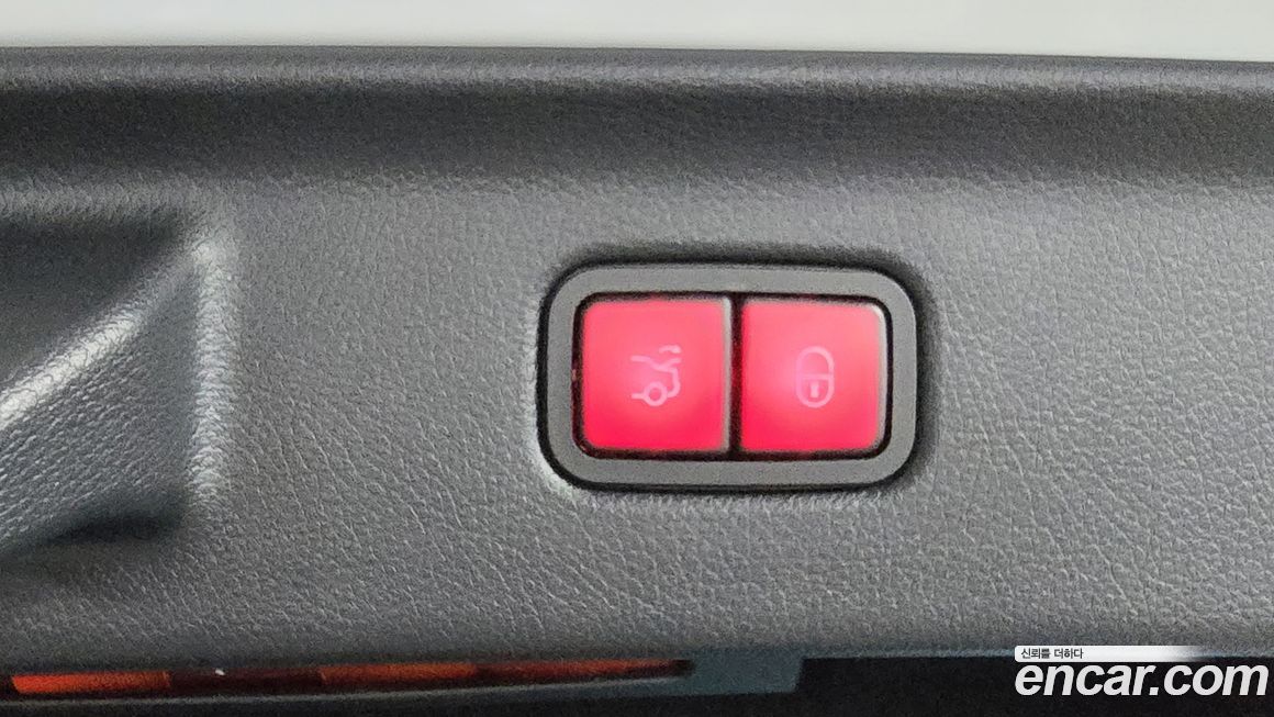 Mercedes-Benz S-Class 2024