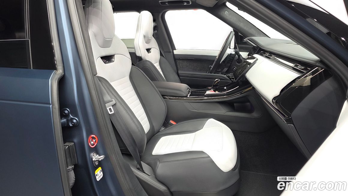 Land Rover Range Rover Sport 2025