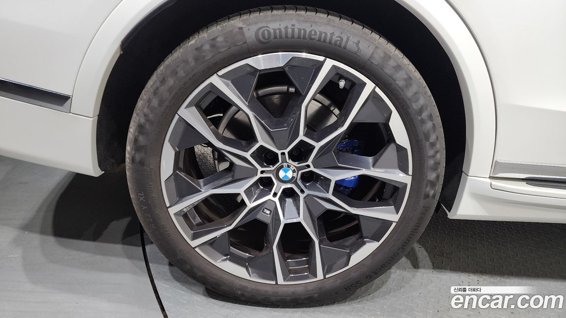 BMW X7 2024