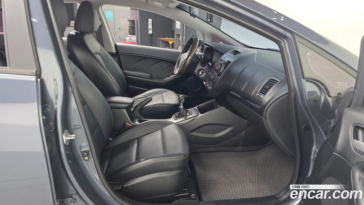 Kia K3 2015