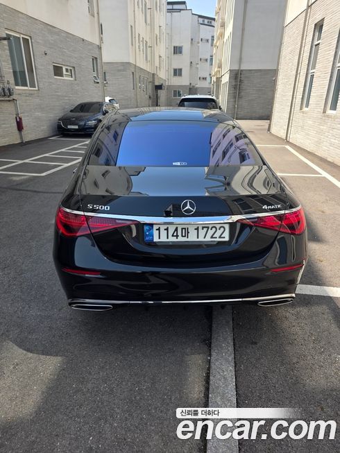 Mercedes-Benz S-Class 2021