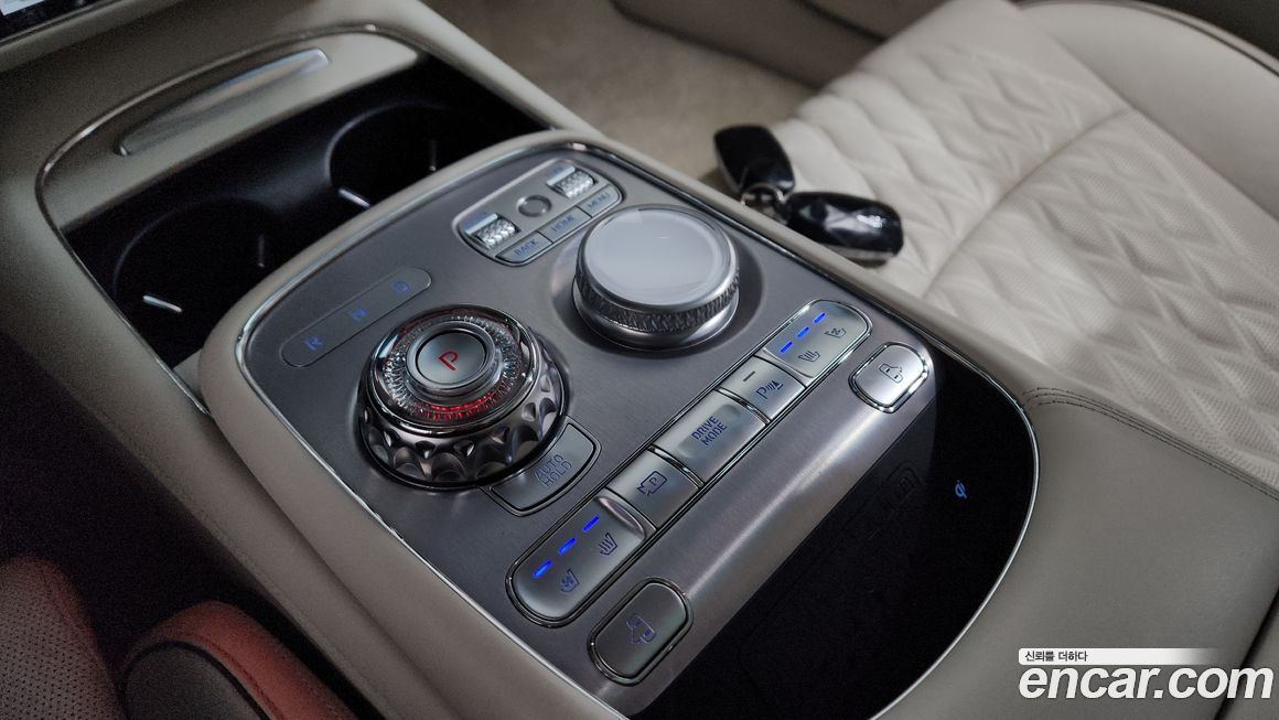 Genesis G90 2023