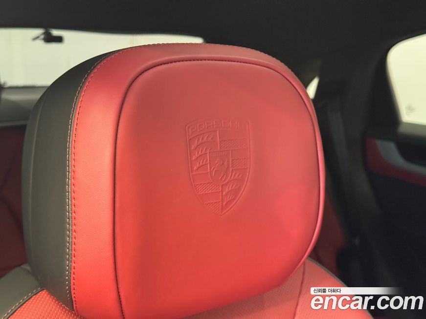 Porsche Cayenne 2025