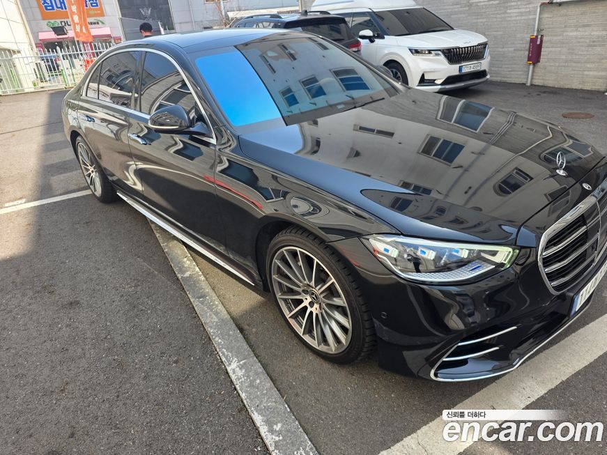 Mercedes-Benz S-Class 2021