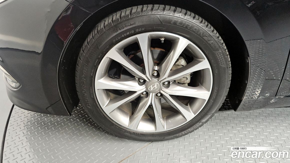 Hyundai Grandeur 2015