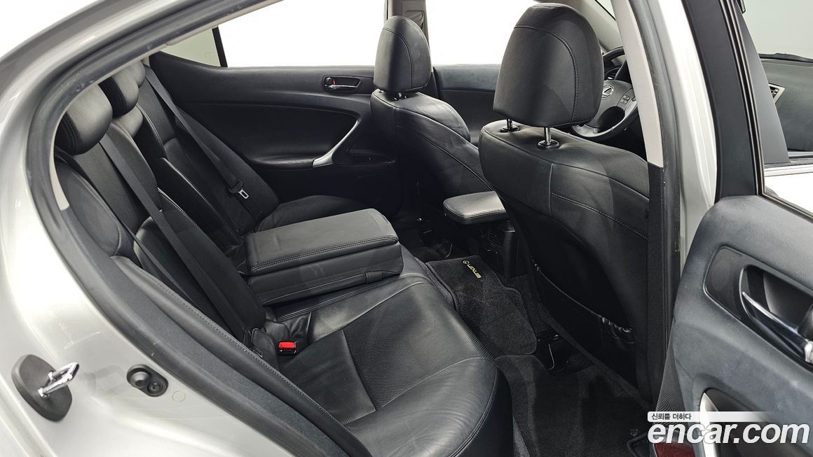 Lexus IS 2008
