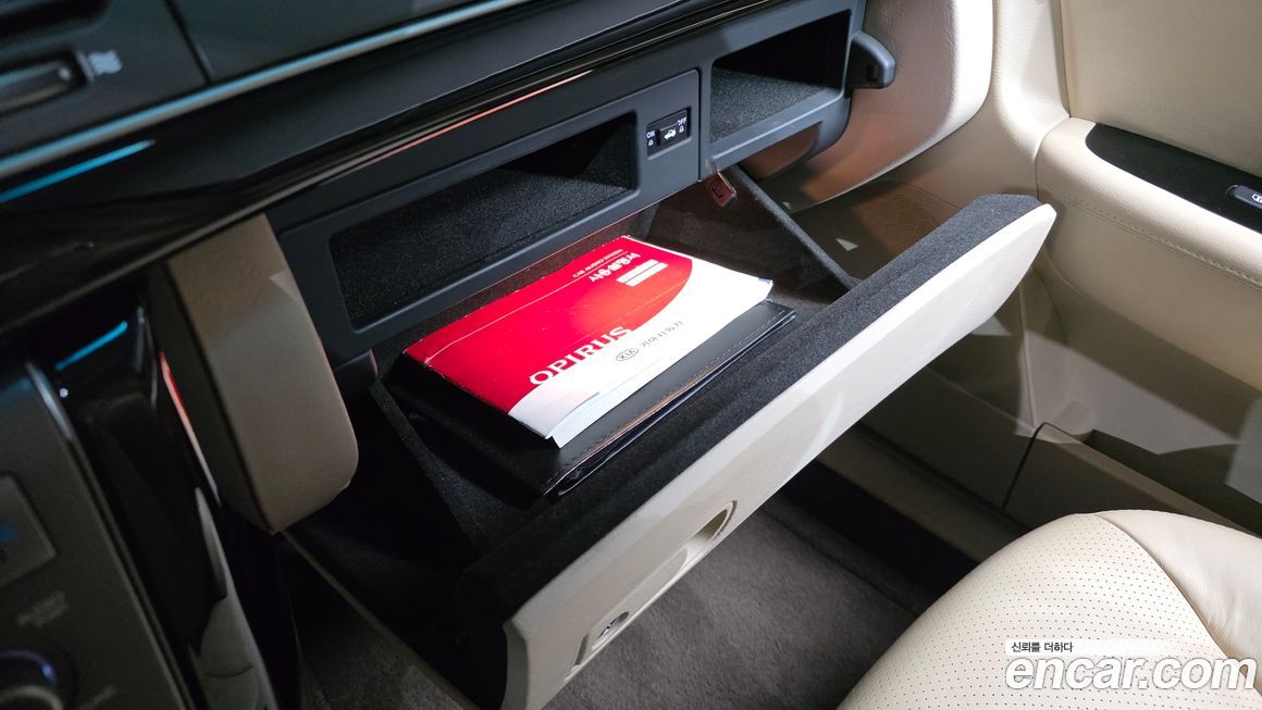 Kia OPIRUS 2011
