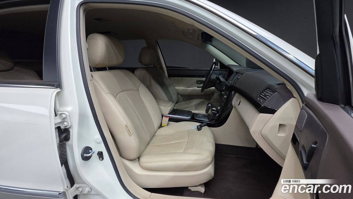 Kia OPIRUS 2011