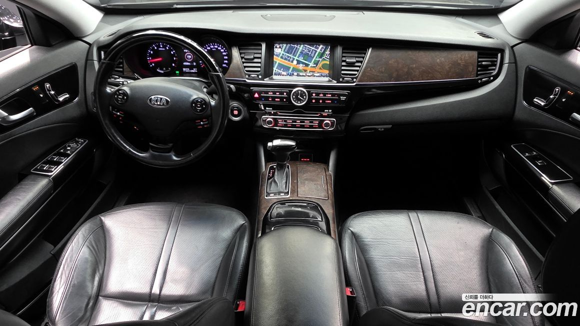 Kia K9 2013