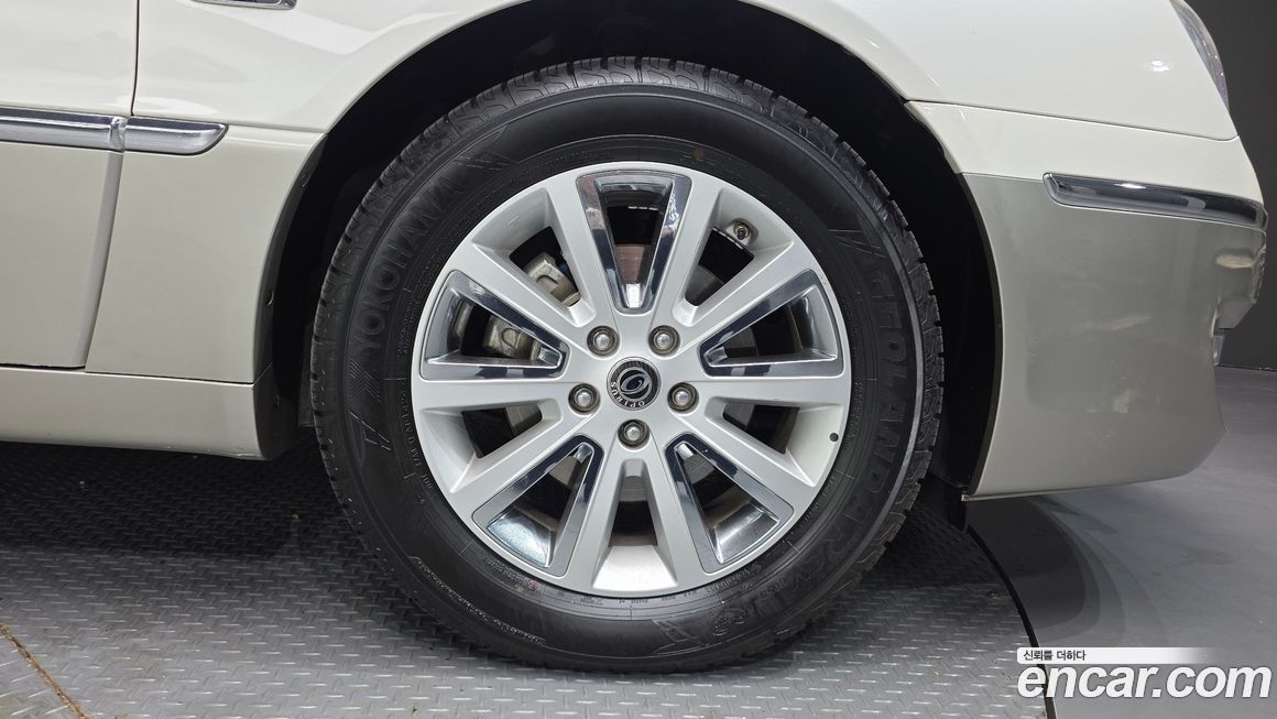 Kia OPIRUS 2011