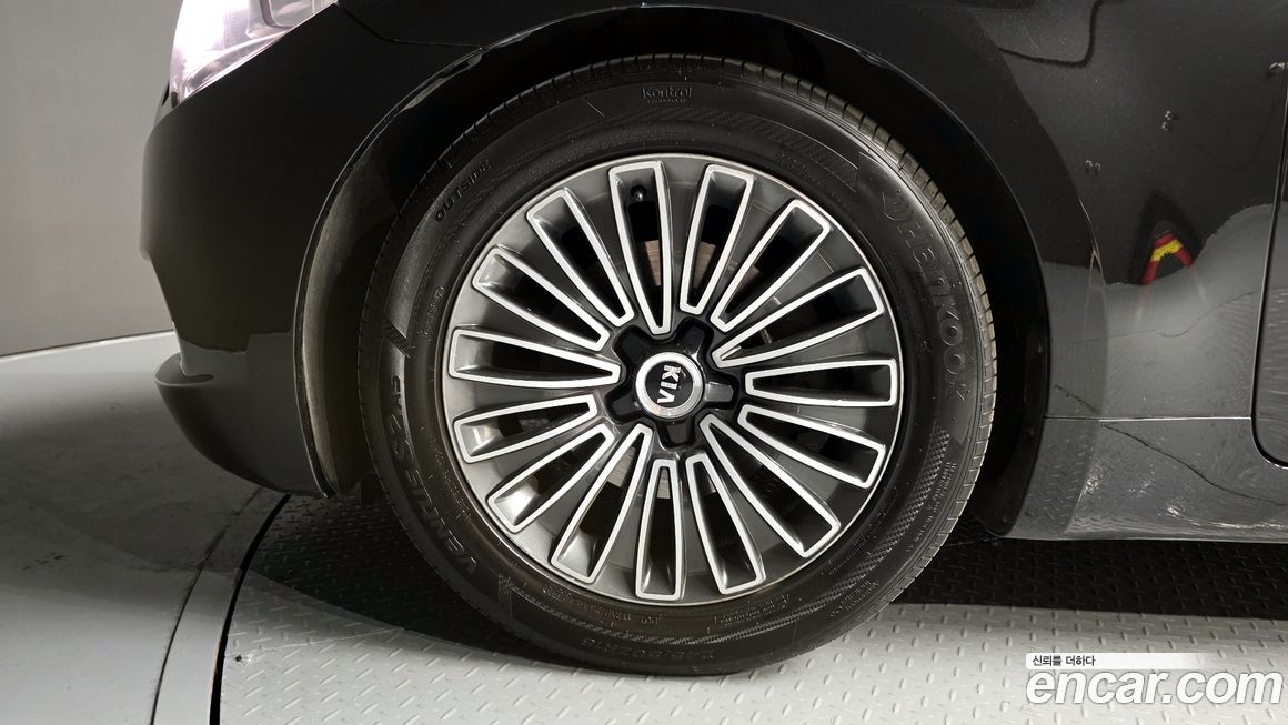 Kia K9 2013