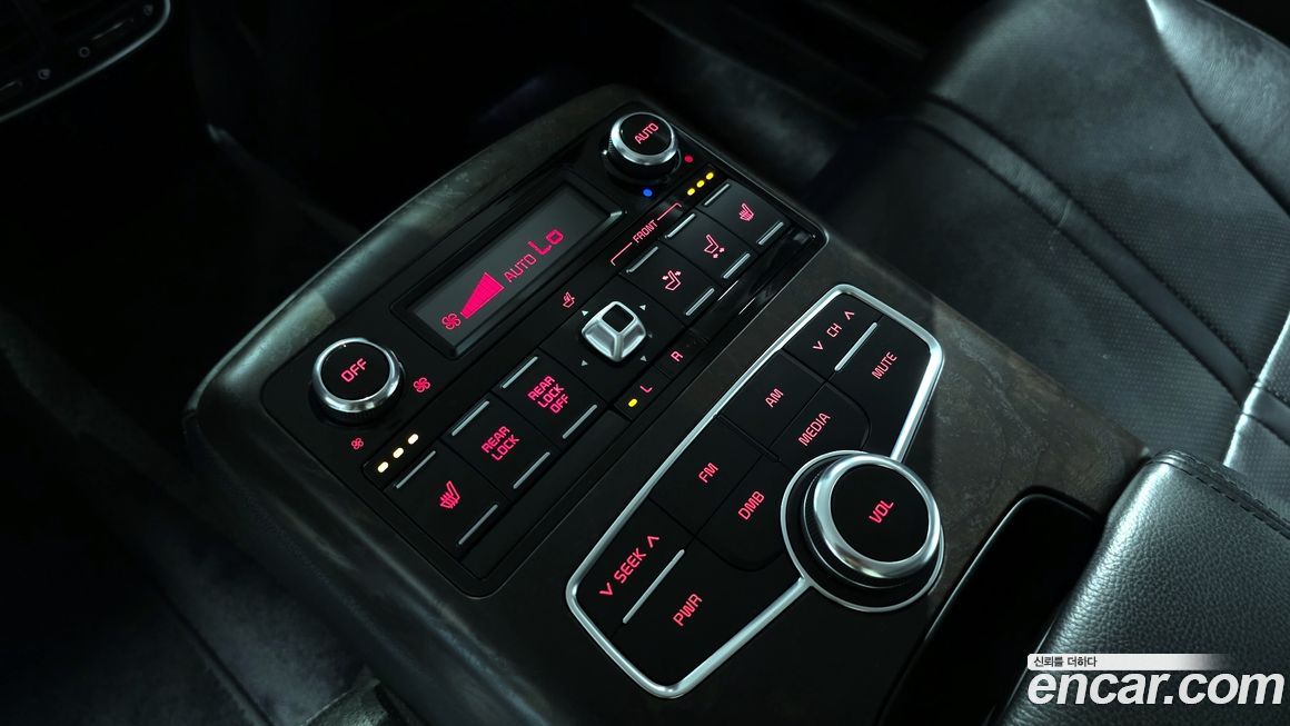 Kia K9 2013