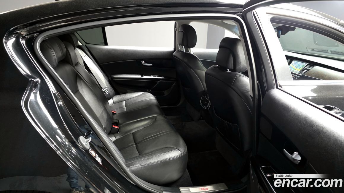 Kia K9 2013