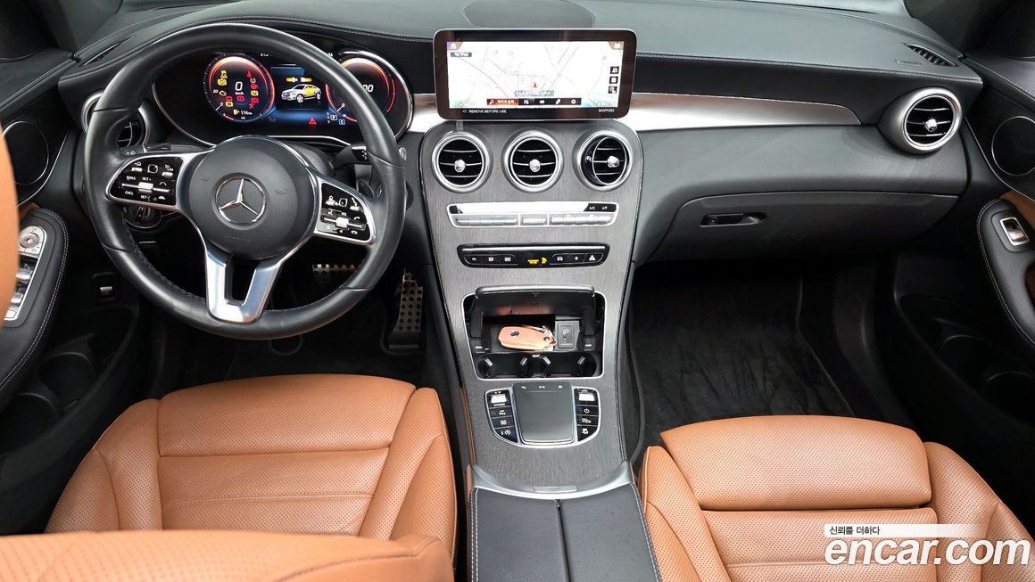 Mercedes-Benz GLC-Class 2023