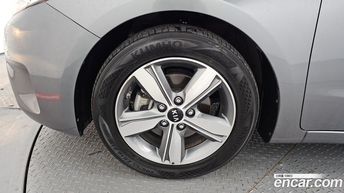 Kia K3 2016