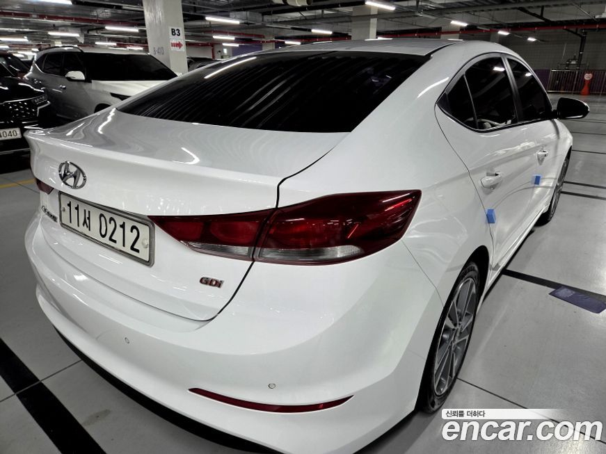 Hyundai AVANTE 2017