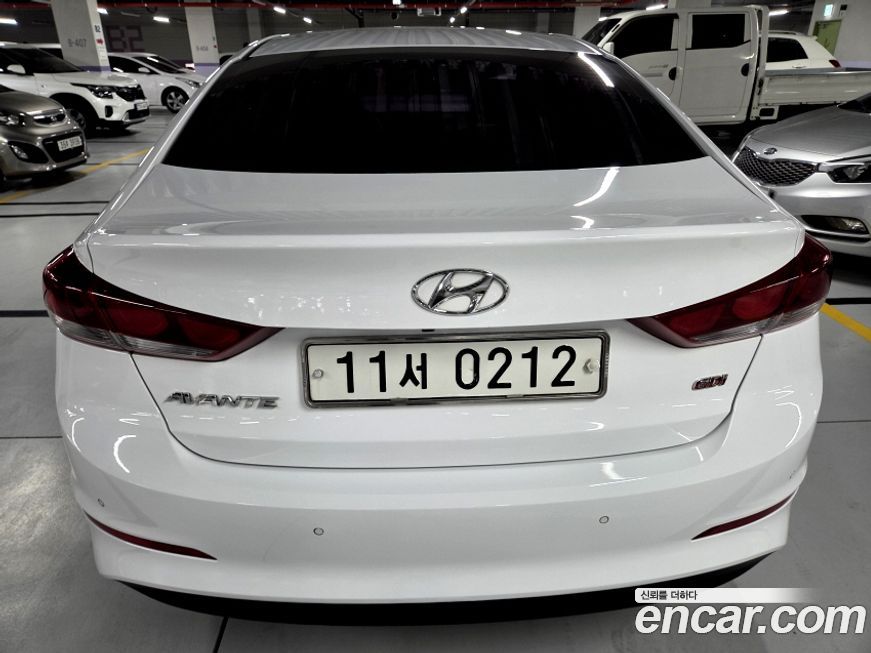 Hyundai AVANTE 2017