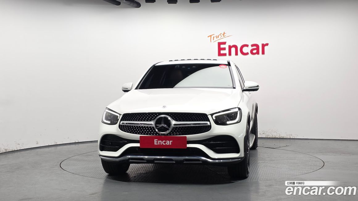 Mercedes-Benz GLC-Class 2023