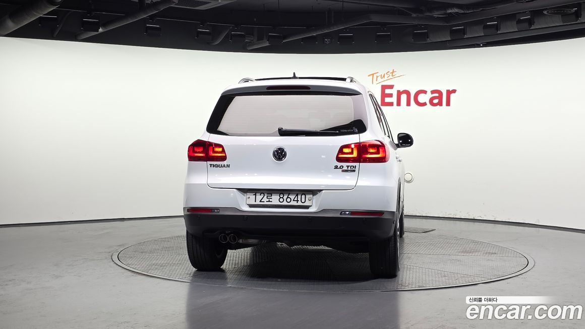 Volkswagen Tiguan 2016