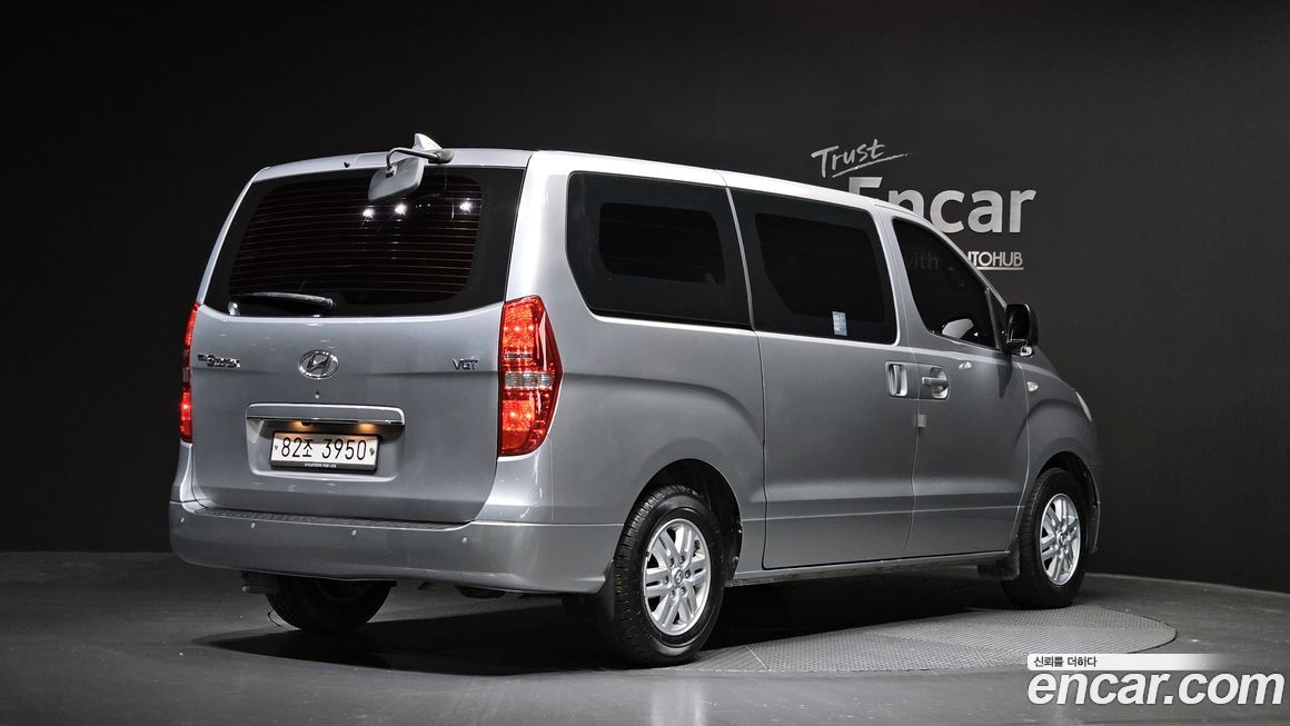 Hyundai Starex 2018