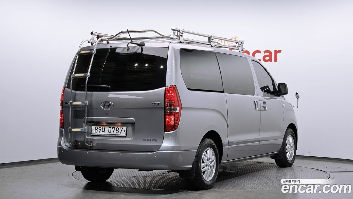 Hyundai Starex 2019