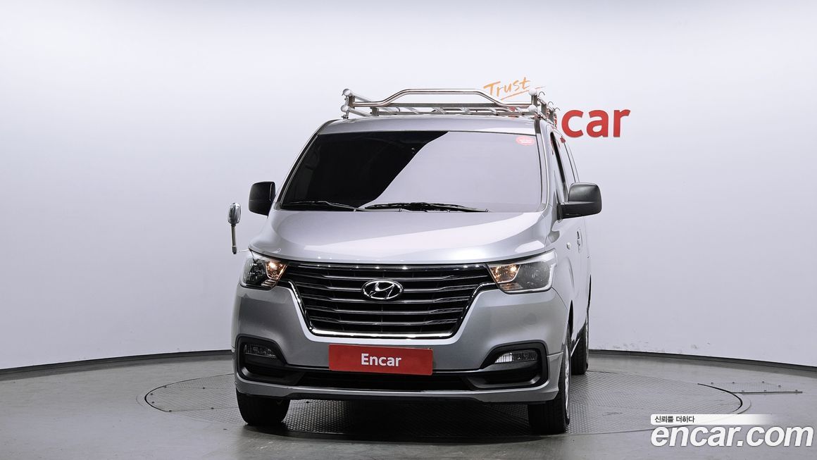 Hyundai Starex 2019