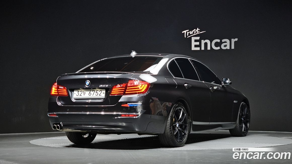 BMW 5-Series 2015