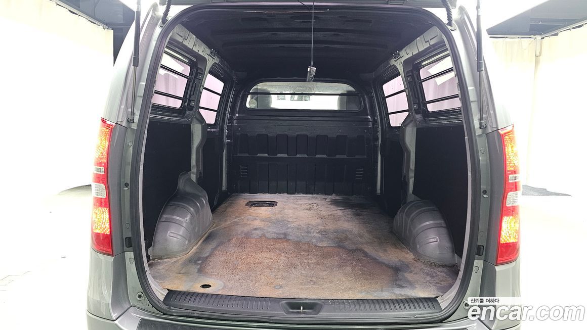 Hyundai Starex 2018