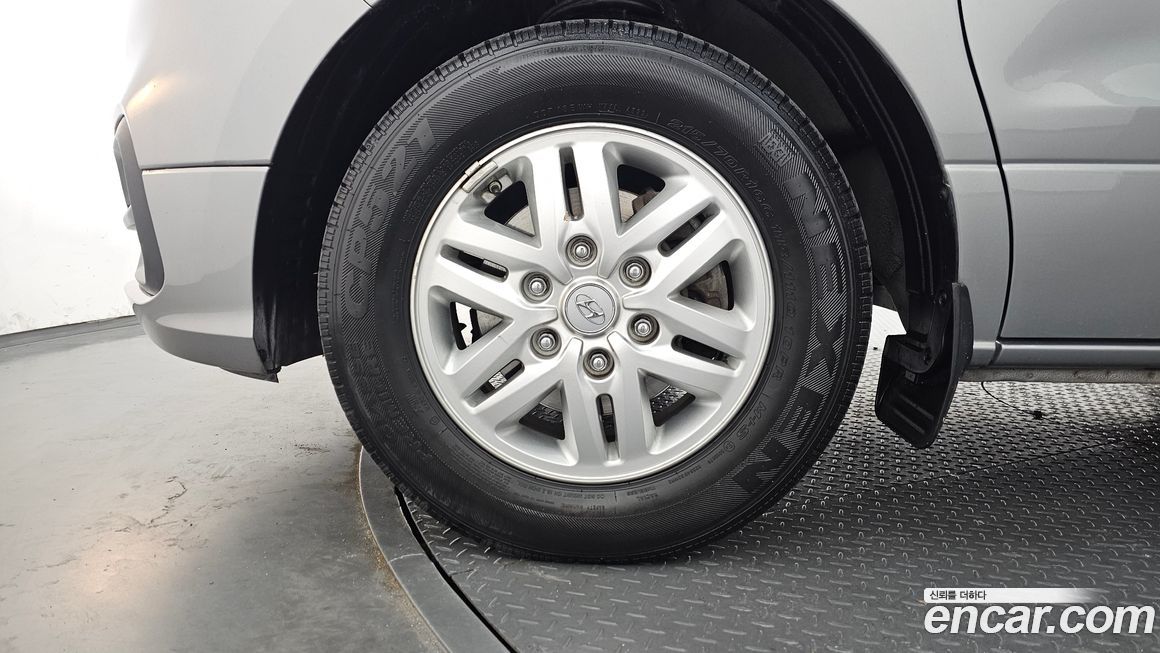 Hyundai Starex 2019