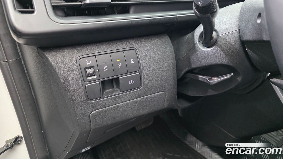 Hyundai Staria 2024