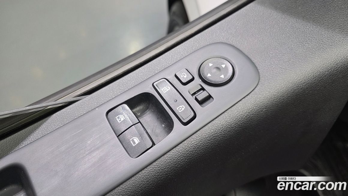 Hyundai Staria 2024