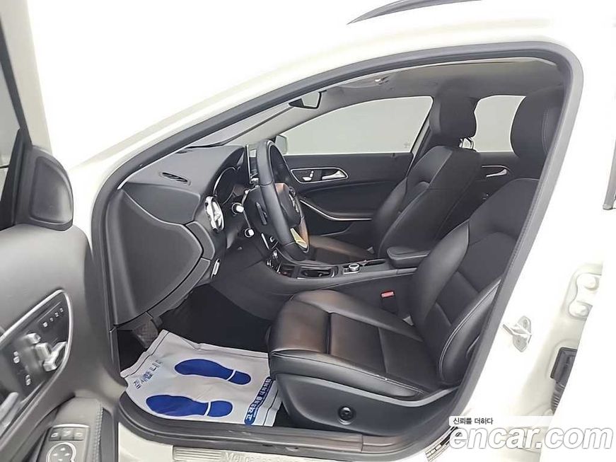 Mercedes-Benz GLA-Class 2018