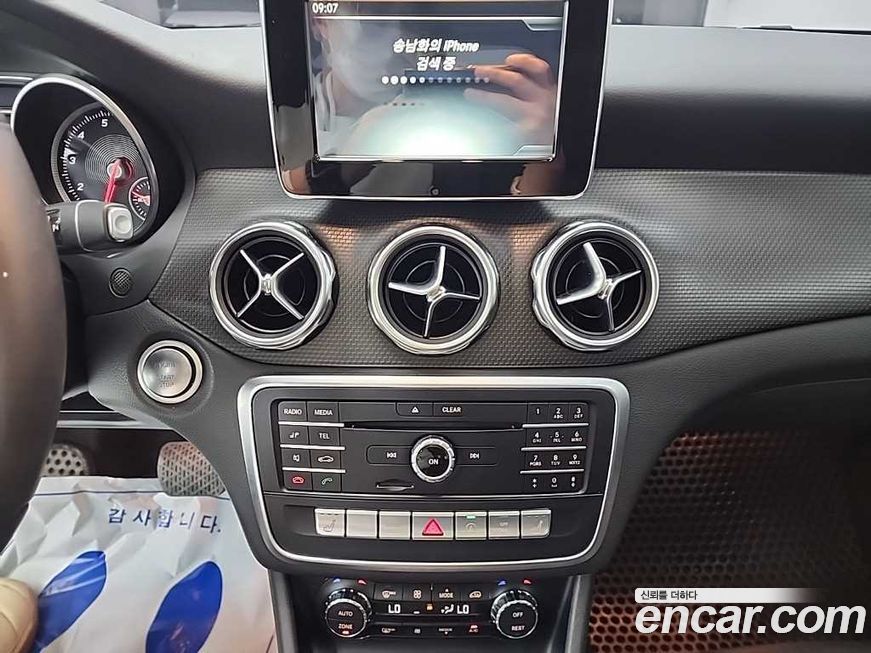 Mercedes-Benz GLA-Class 2018