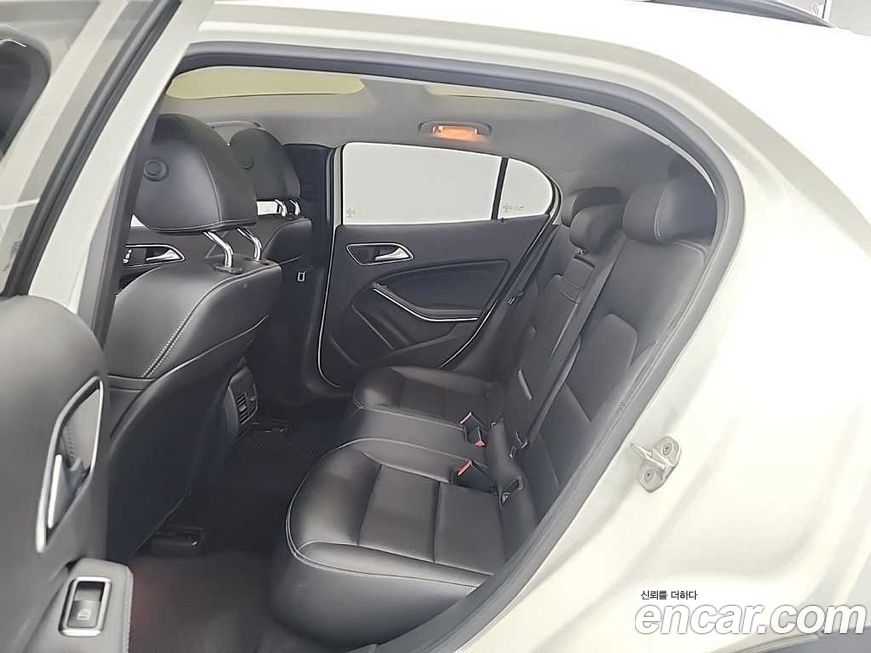 Mercedes-Benz GLA-Class 2018