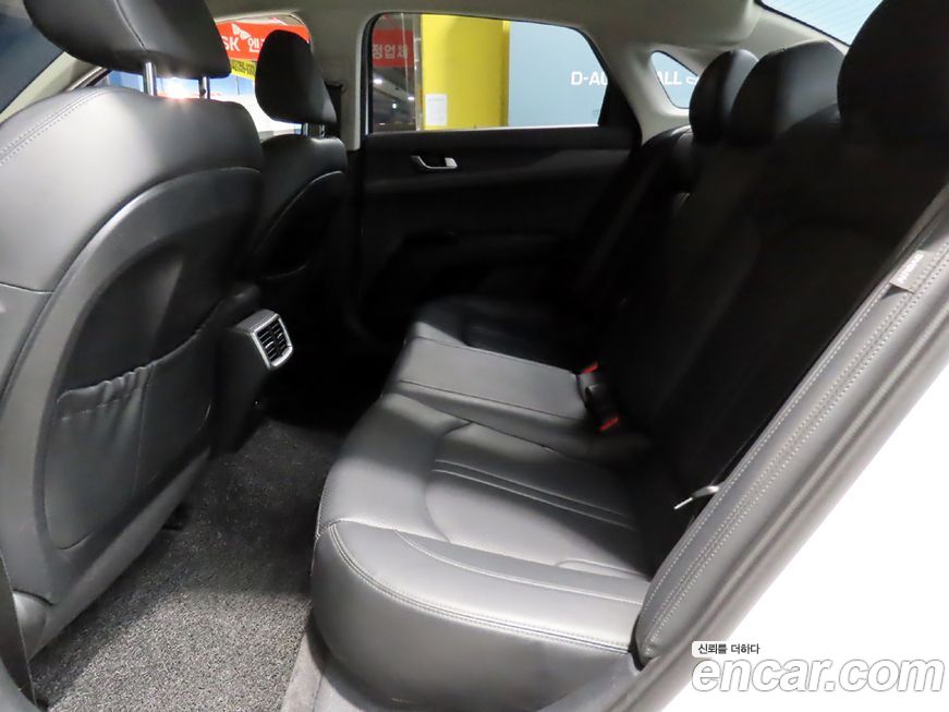 Kia K5 2021