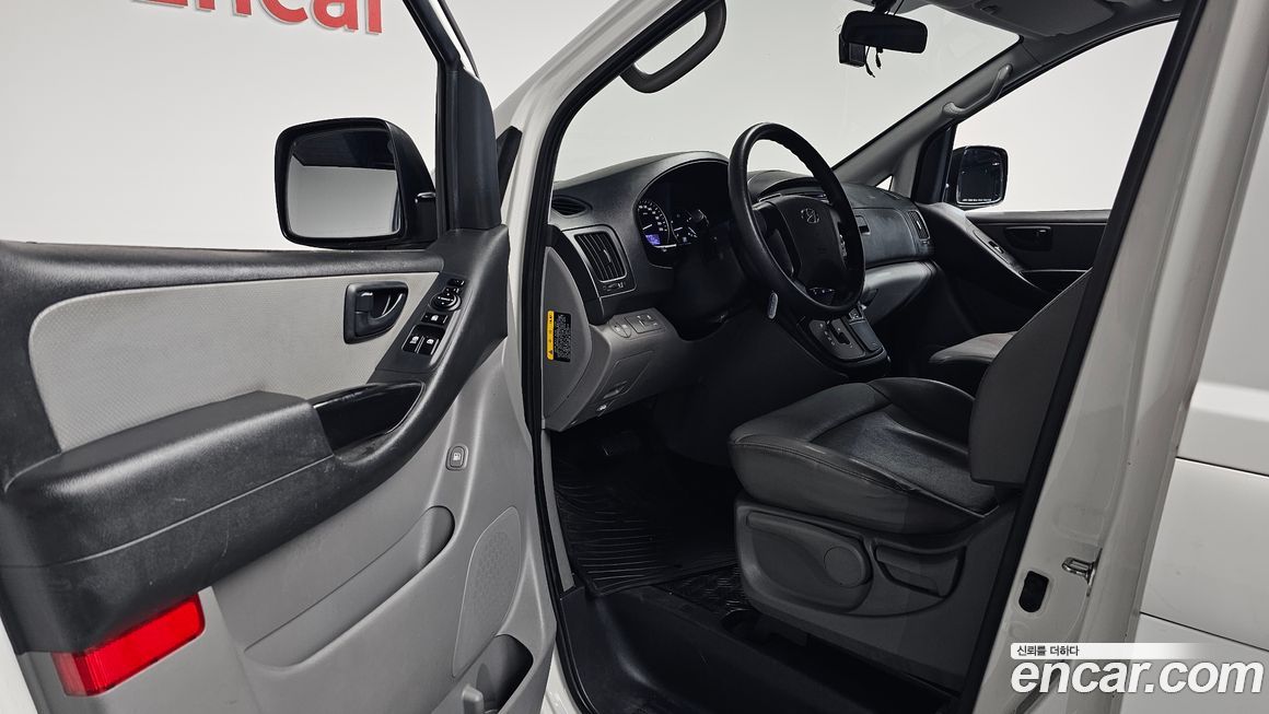 Hyundai Starex 2019