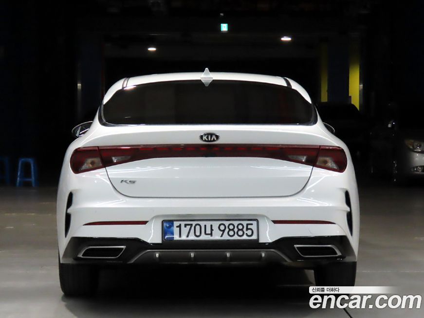 Kia K5 2021