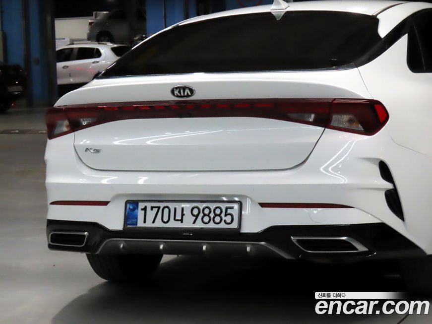 Kia K5 2021