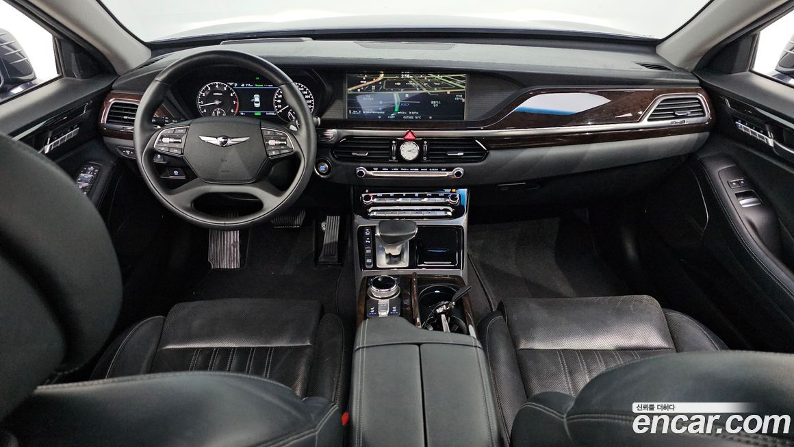 Genesis EQ900 2016