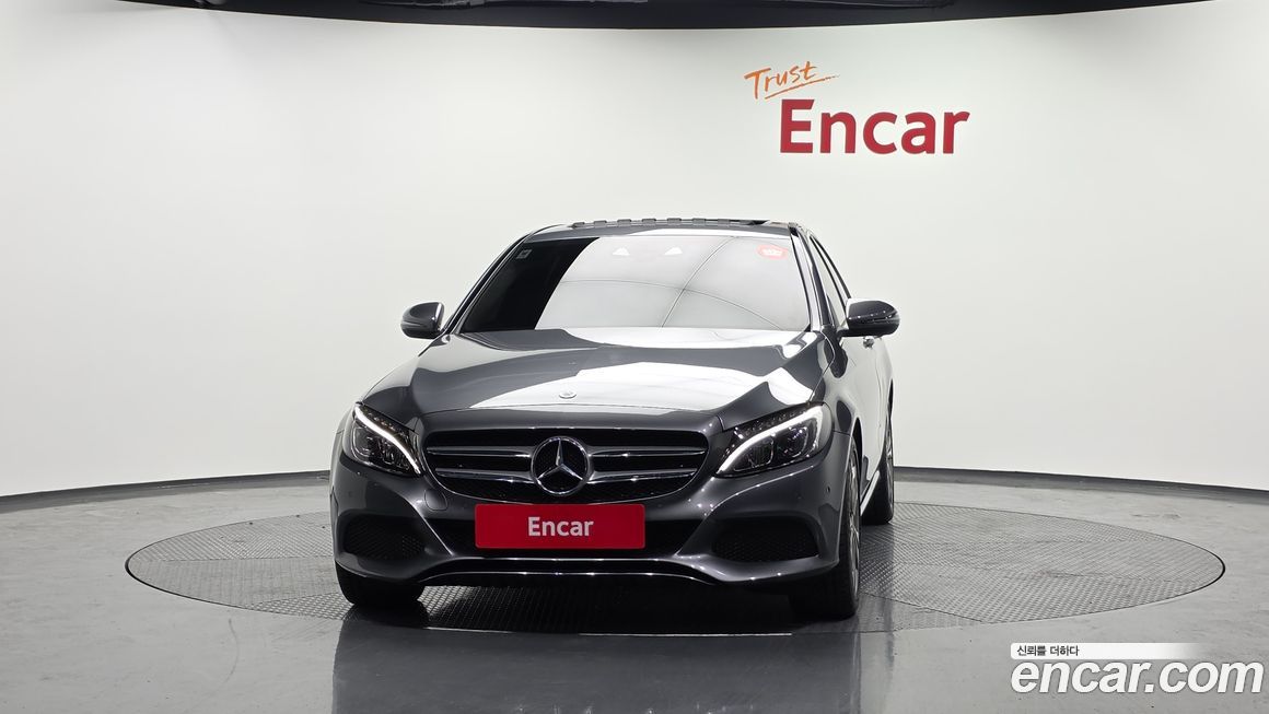 Mercedes-Benz C-Class 2018
