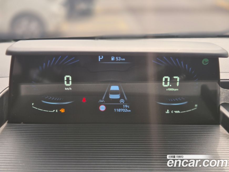 Hyundai Staria 2022