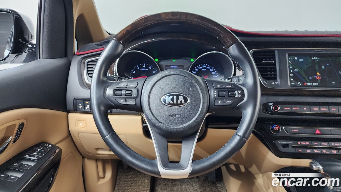 Kia Canival 2019