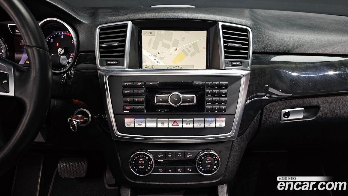 Mercedes-Benz M-class 2014